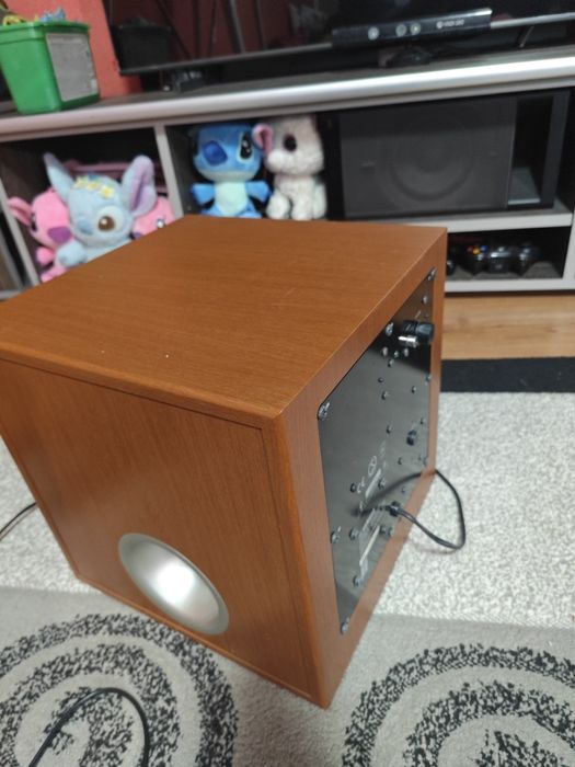 Tub bass activ Yamaha YST-SW012