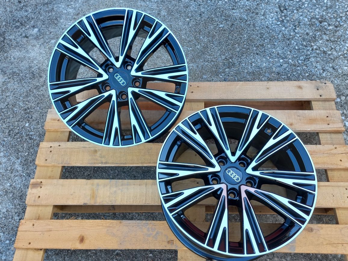 17.Audi Rs2025 A3 A4 A5 A6 Q3 Q5 7.5j et35 Black polish Чисто Нови.