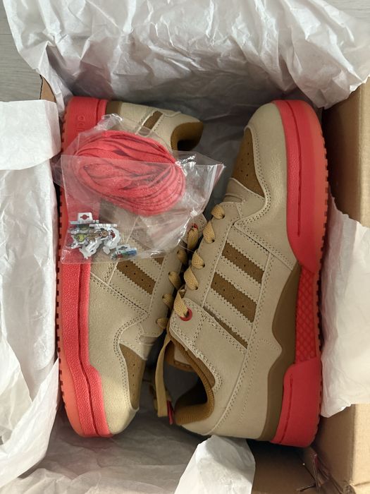 Продам крсосовки Adidas