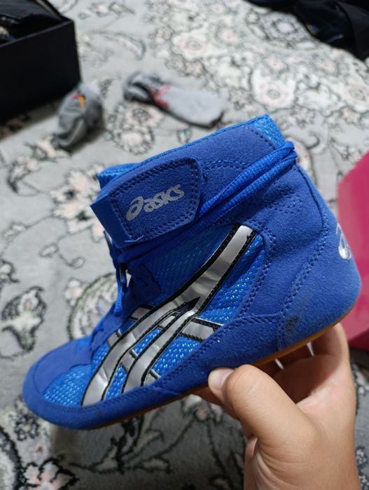 Борцовка , ASICS