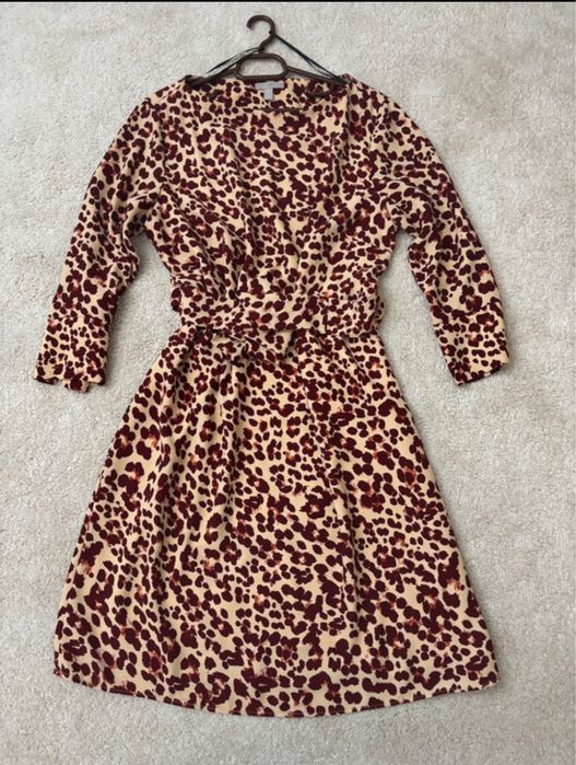 Rochie office in culorile toamnei cu croiala in A, marime 44, H&M