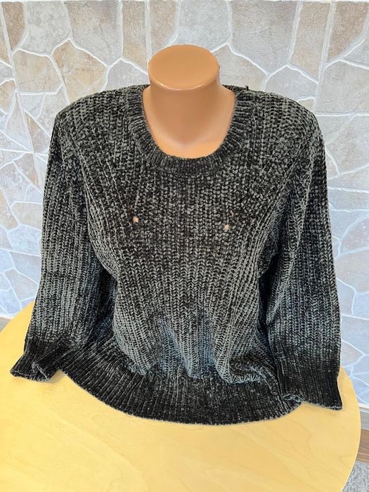 Pulover dama catifea nou,kaki foarte frumos