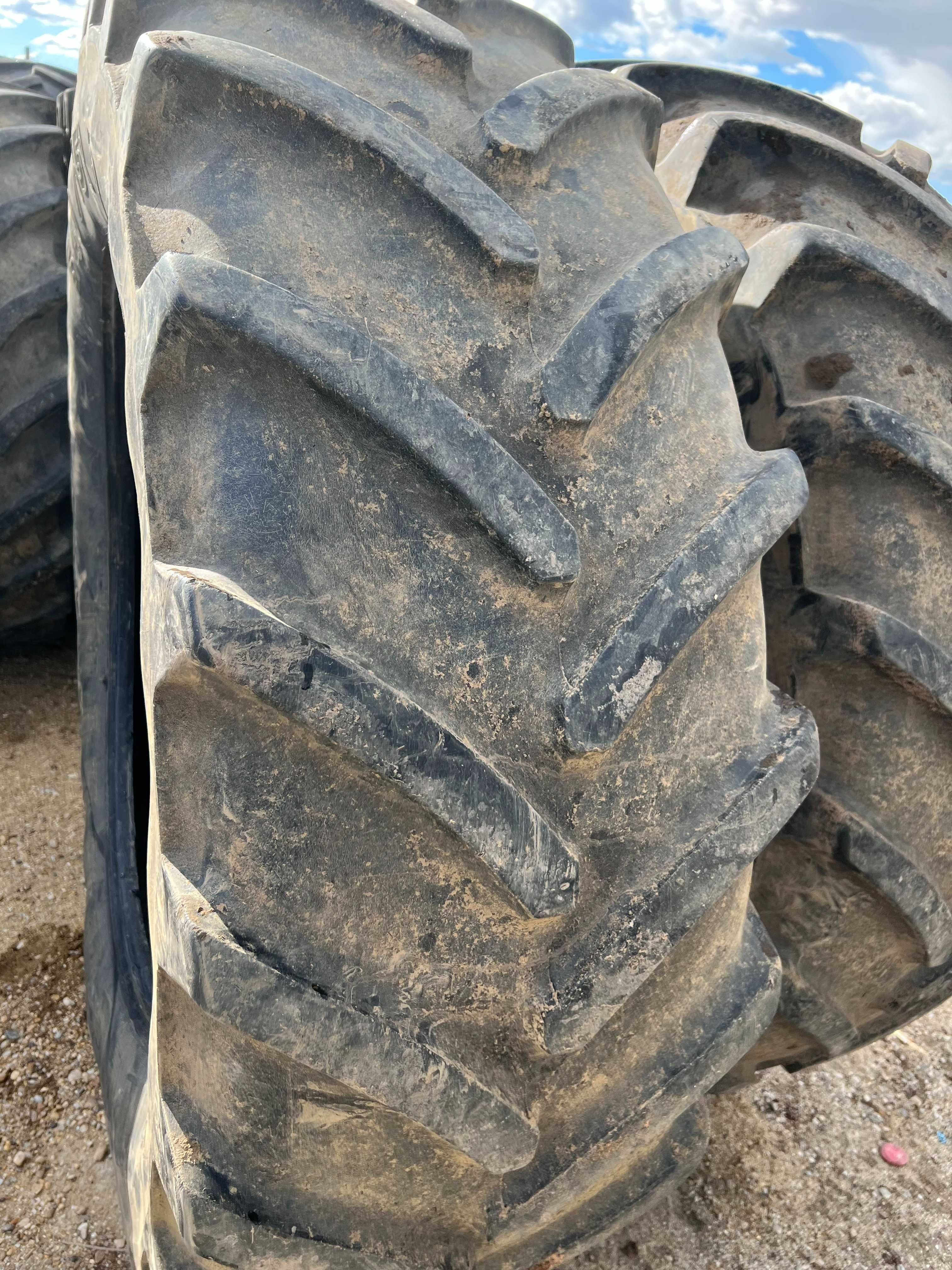 Anvelope 540.65 R38 Michelin