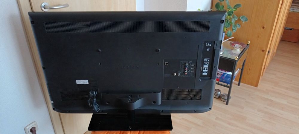 Телевизор SONY KDL-40EX 725