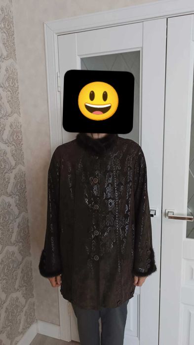 Продам женские куртки
