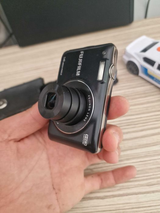 Aparat foto Fujifilm jx490 14mpx cu card si acumulator Stare perfecta