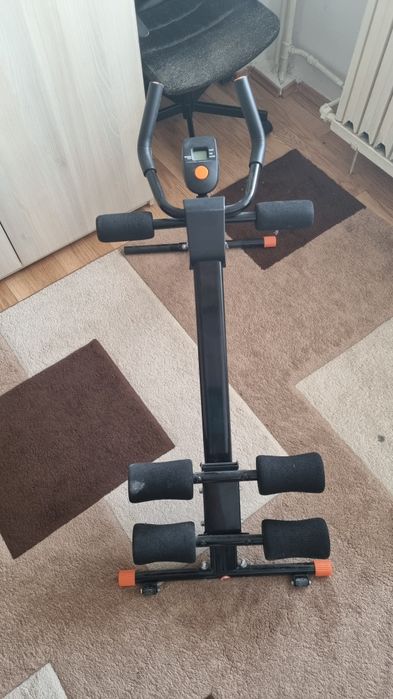 Aparat pentru abdomene TECHFIT