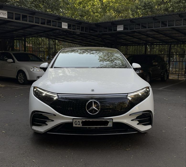 Mercedes Benz EQS 450+ AMG