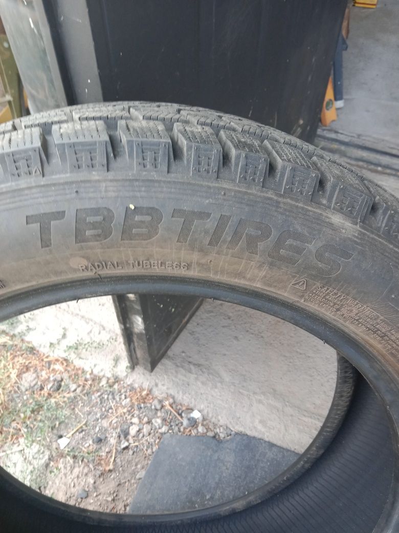 Продам зимние шины