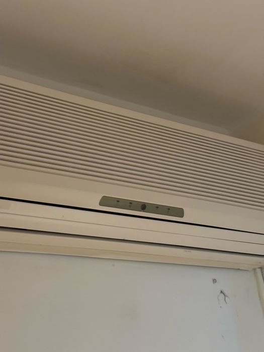 Aer conditionat LG 1200 foarte puternic