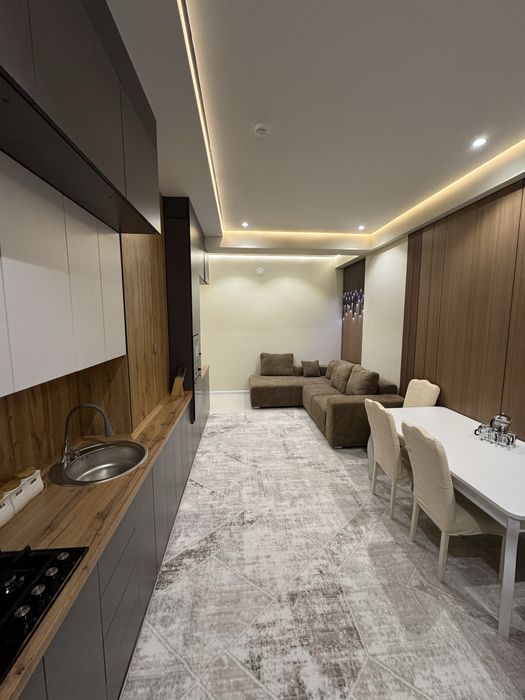 Выдается квартира в аренду 90кв