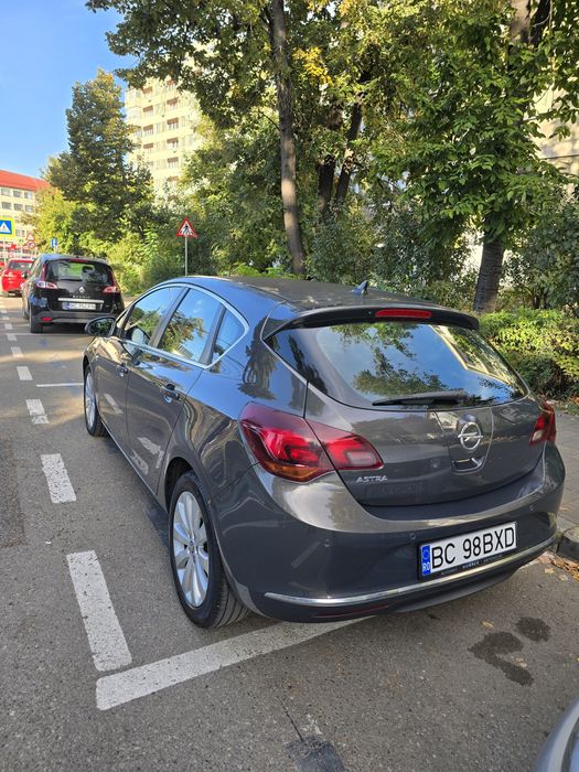 Opel astra j 2015 1.4 turbo