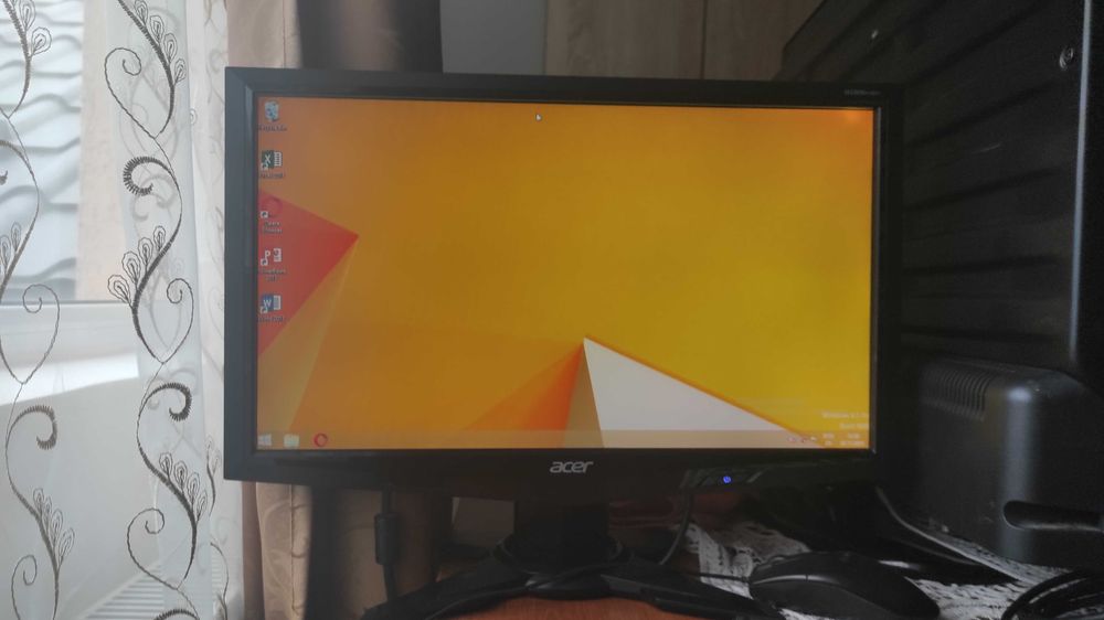 Monitor Acer G195HQV