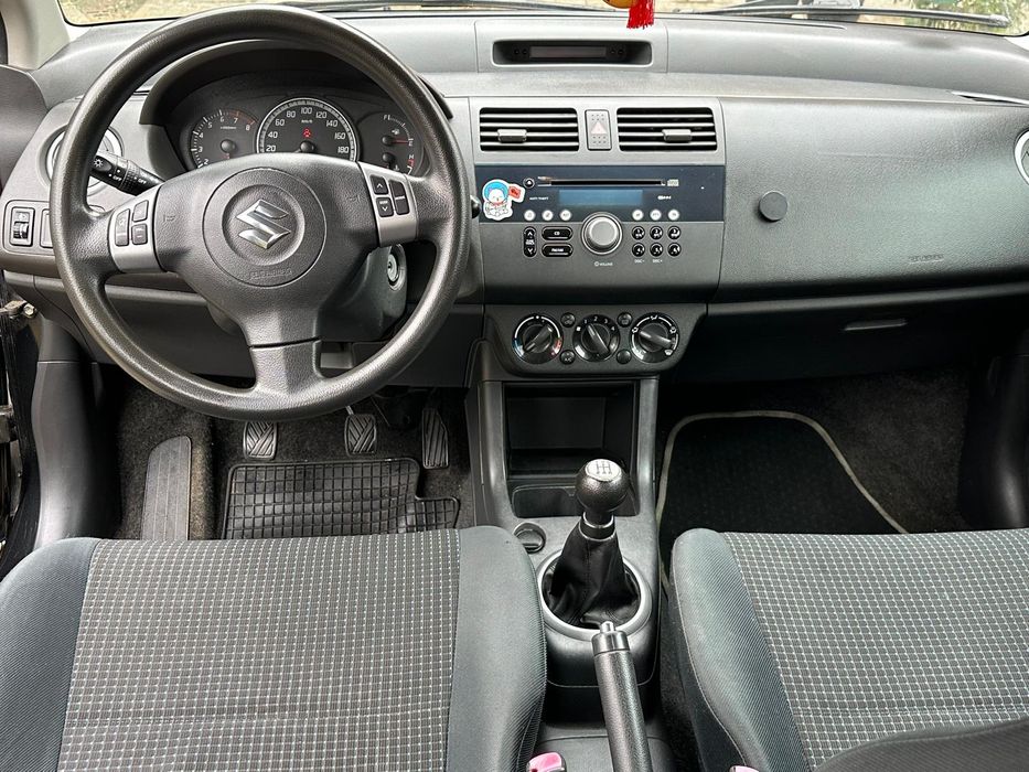 Suzuki Swift 1.3 benzina