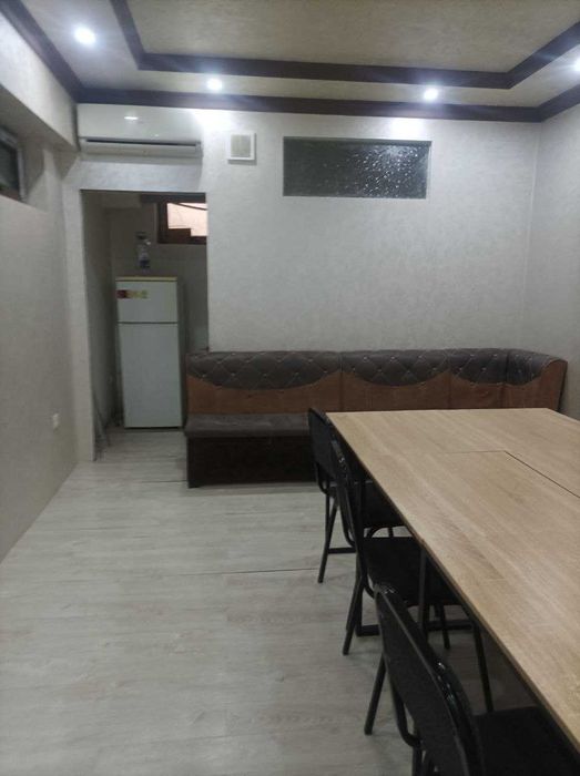 Аренда Подвальная помещение под офис ремонт отличный потолок 3.2 метр