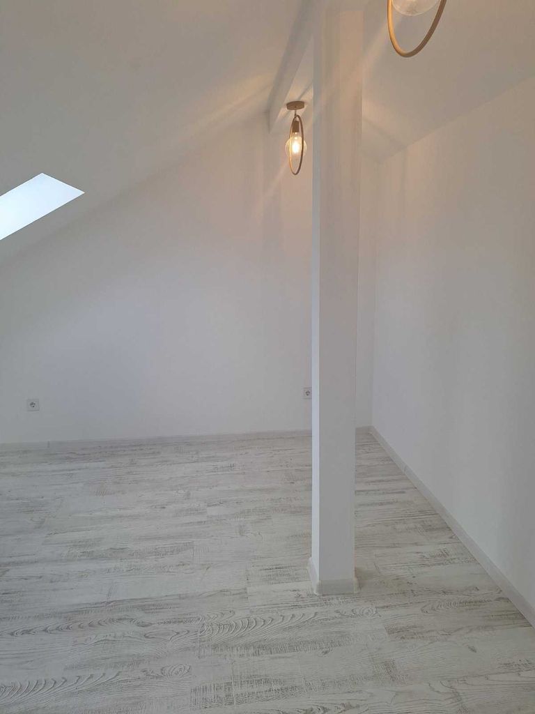 Продава се Етаж от къща в Стара Загора, Ремиза - 100 кв.м за 1200 €/кв.м - Снимка #6