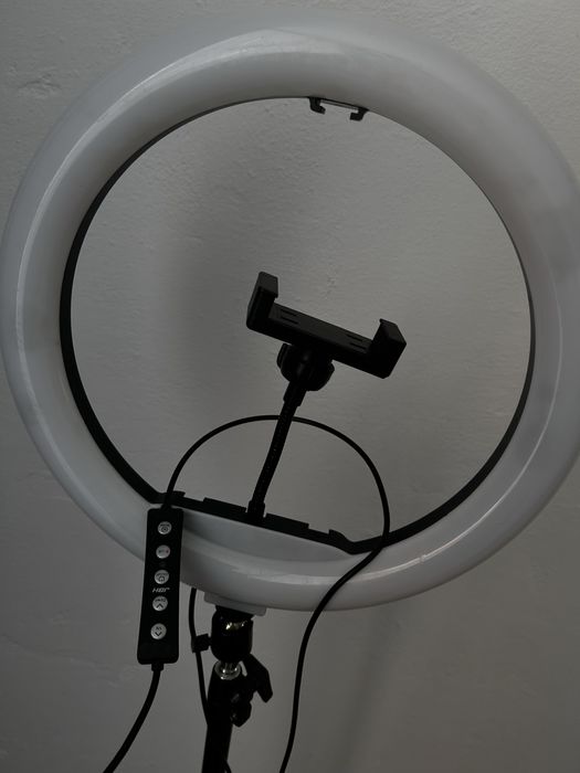 Кольцевая лампа продам