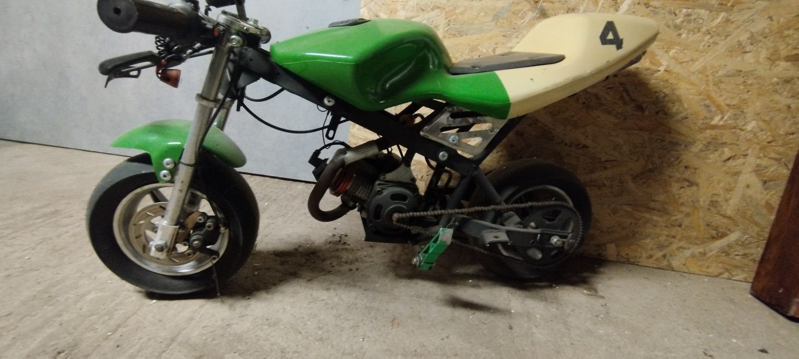 Nini motocicleta copii , nepornita de 4 ani