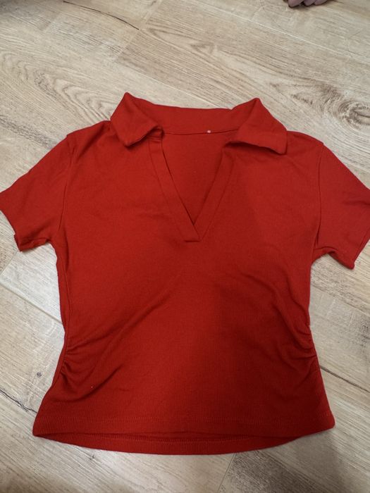 Кофта с воротником