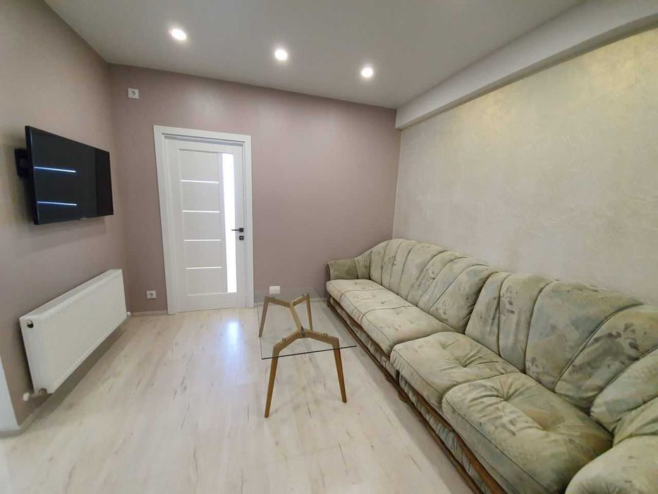 Дава се под наем Едностаен апартамент в София, Люлин 5 - 50 кв.м за 360 € - Снимка #2