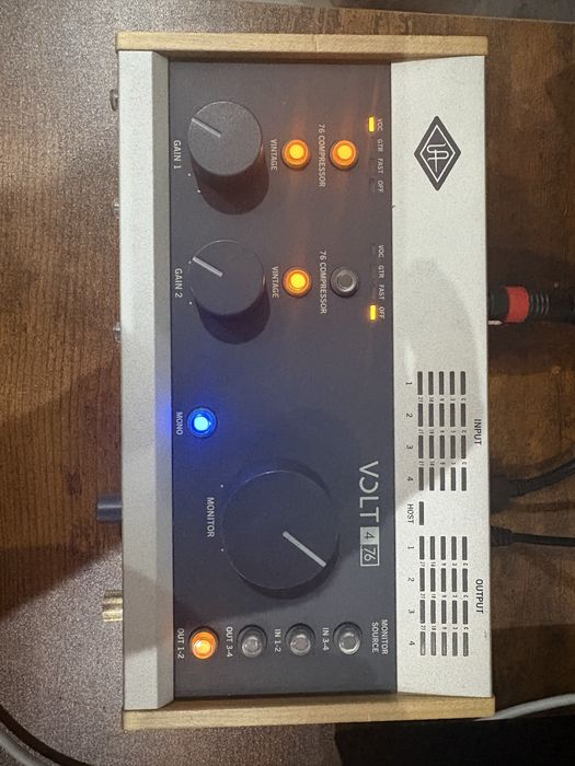 UAD Volt 476 (звуковая карта)