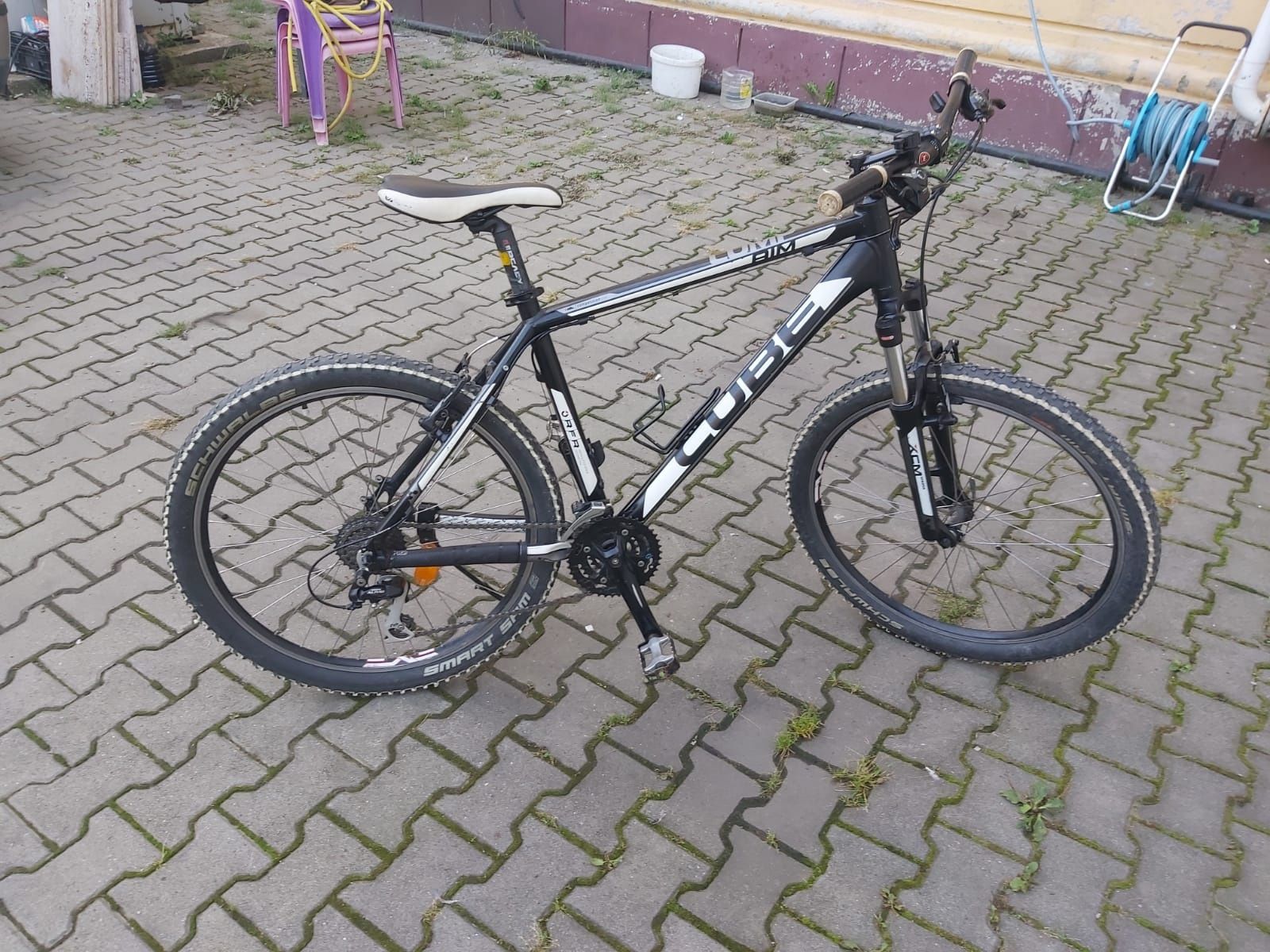 Bicicleta CUBE Aim 26"