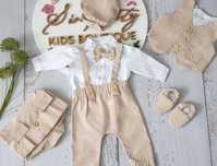 Costum botez nou născut