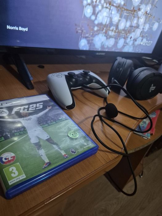 Vând set PlayStation 5