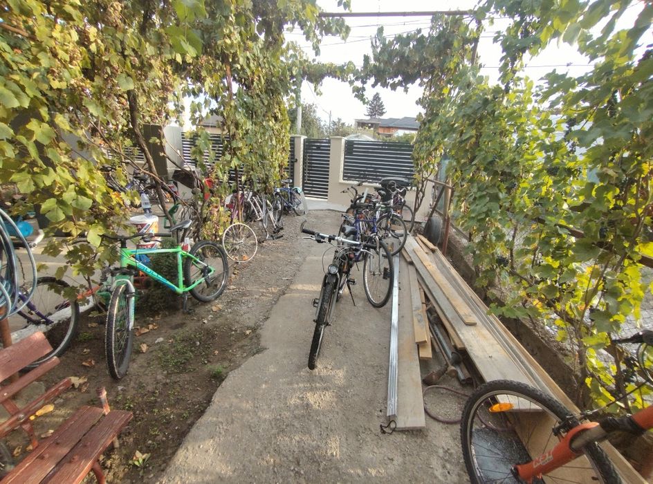 Se vand biciclete si suspensii