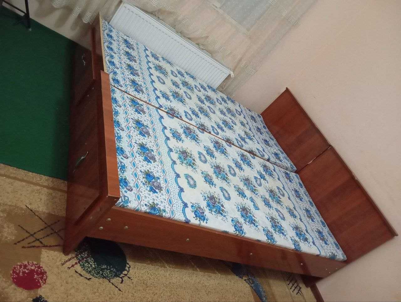 2 ta 1 kishilik kravatlar sotiladi Matraslari bn birga holati yaxshi