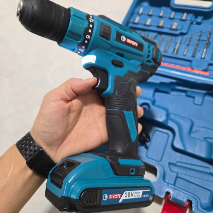 Biyoti шуруповерт BYT-26V