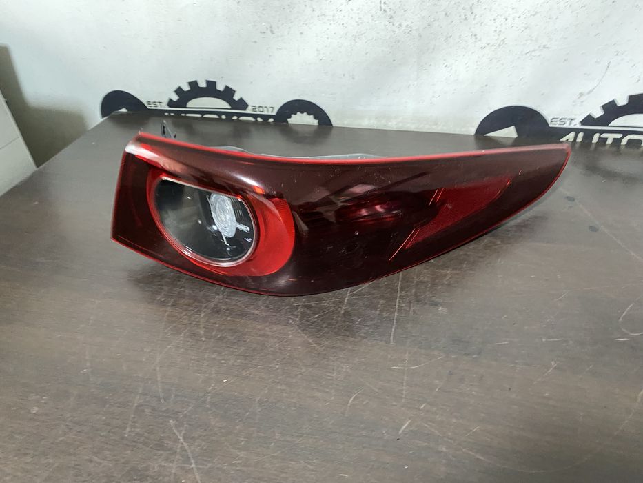 Stop dreapta led pe aripa Mazda 3 sedan an 2019-2023