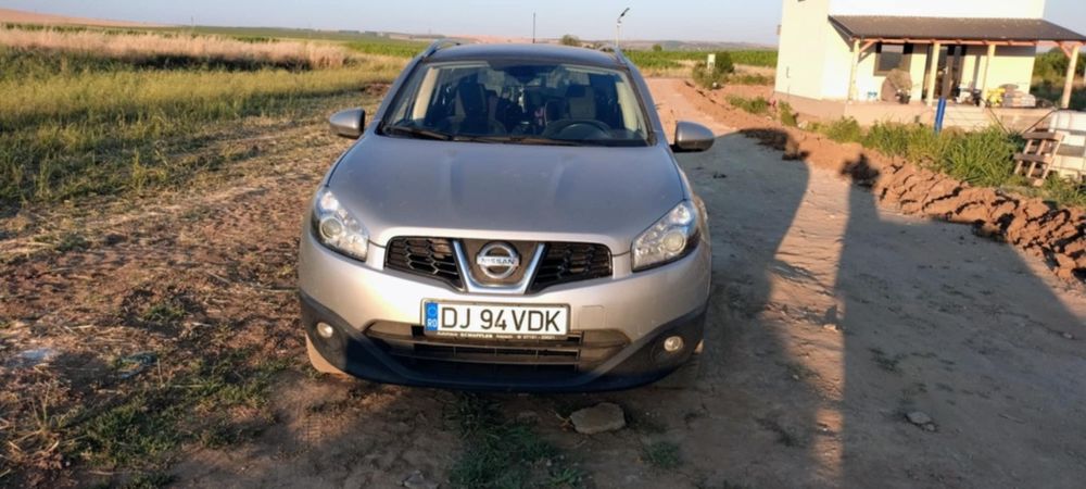 Vând Nissan Qashqai