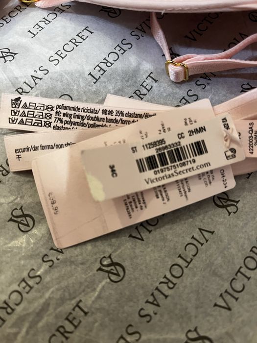 Сутиен Victoria’s Secret