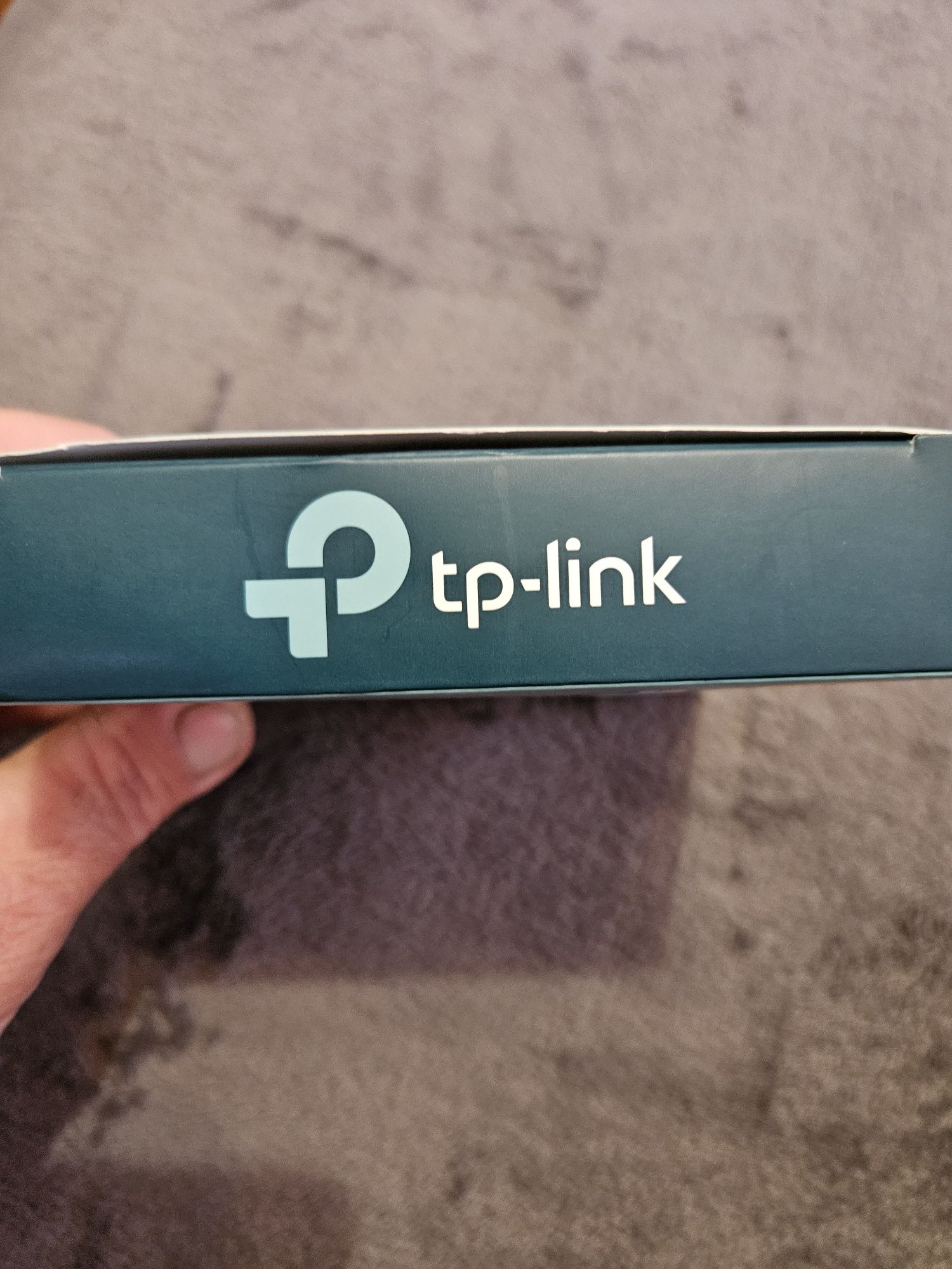 Усилвател за компютър чисто нов на tp link AC1300,30лв