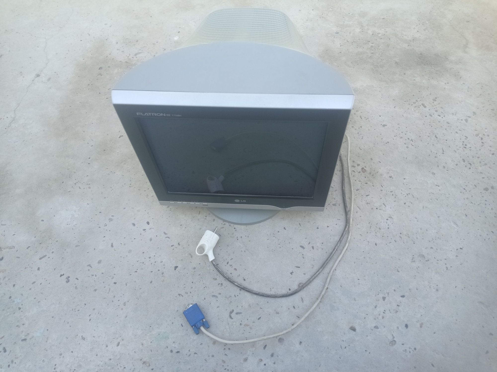 Monitor sotiladi