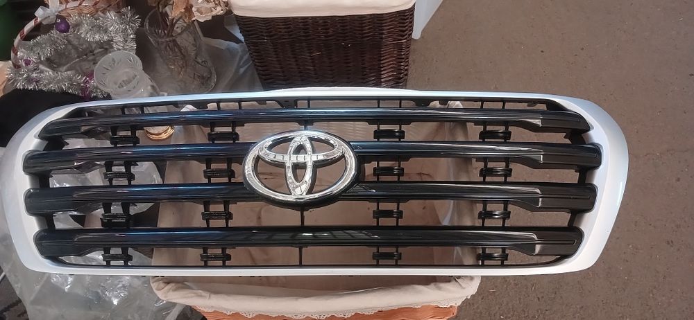 Решетка на land cruiser 200