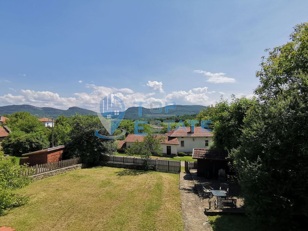 Продава се Къща в с. Славейково, Област Габрово - 125 кв.м за 1856 €/кв.м - Снимка #1