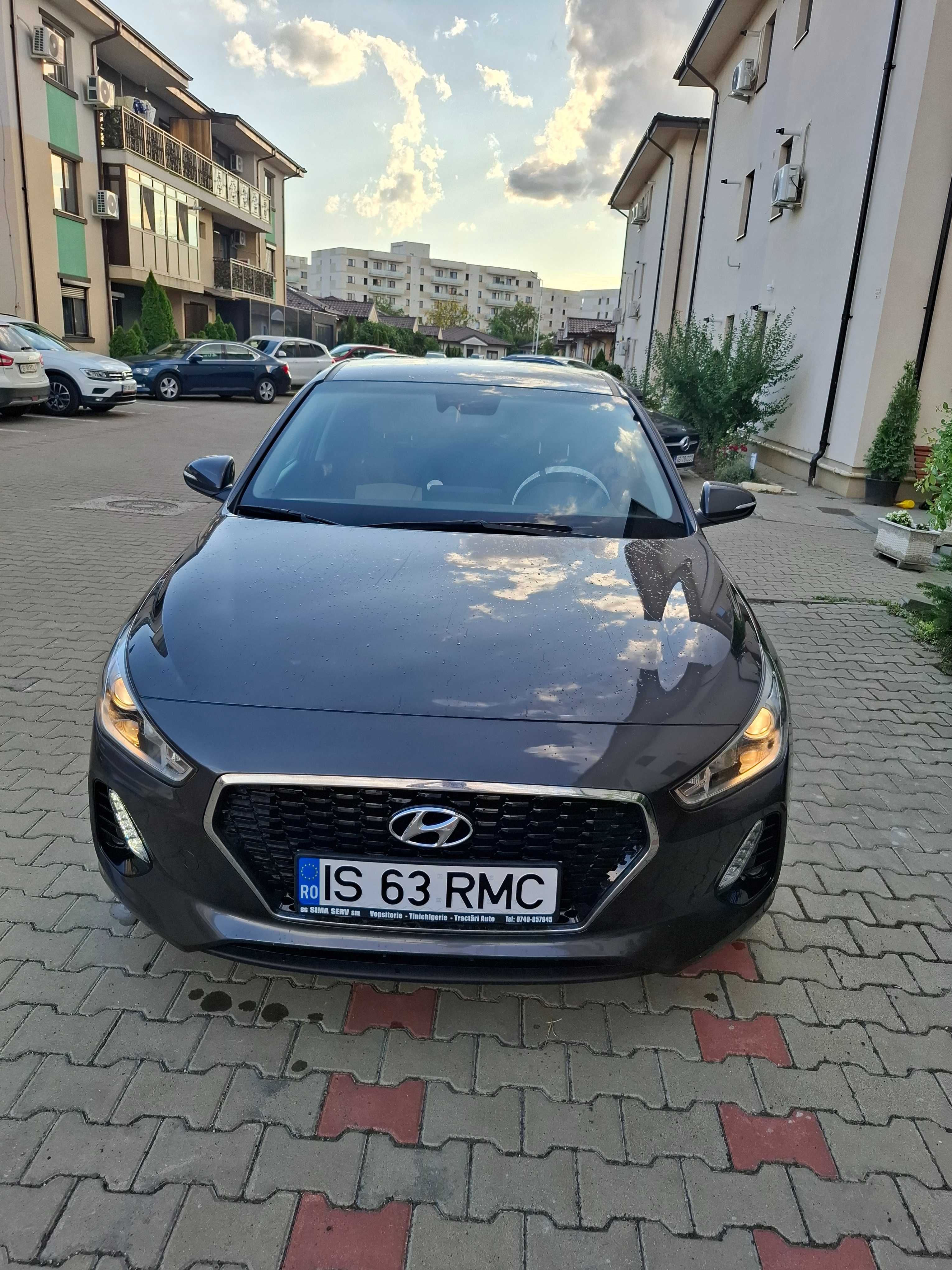 Hiundai i 30 2018 ,52000km ,11900 e