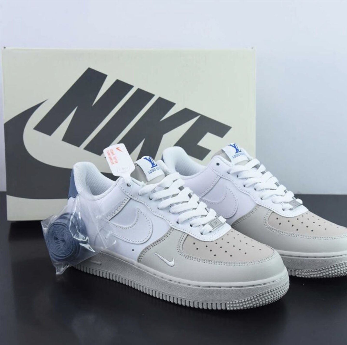 Nike AIR FORCE 1 LOW 07 x Louis Vuitton - marime 38.5