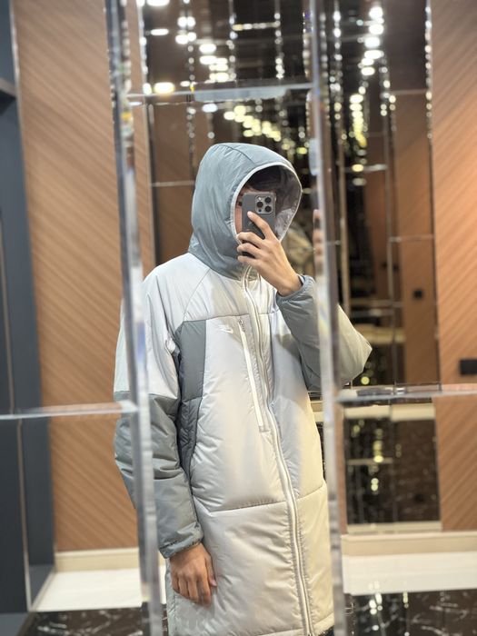 Продам Пуховик NIKE редкий оригинал