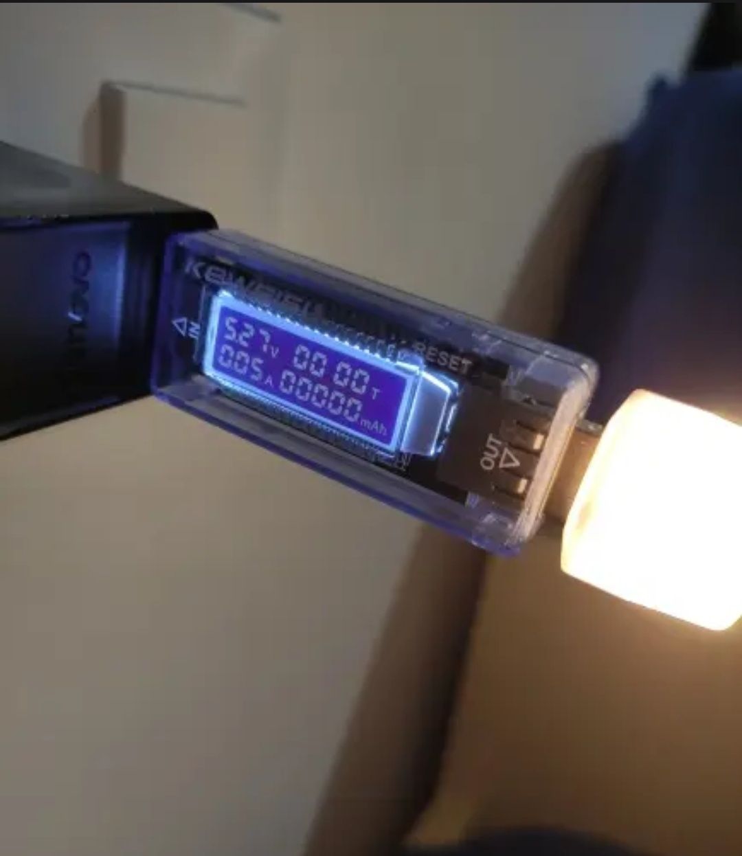 Энергосберегающая светодиодная лампа USB.