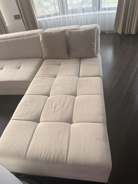 Голям ъглов диван