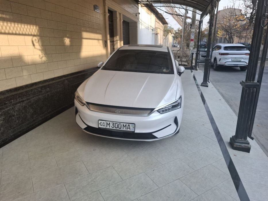 Byd qin Plus ev 420 km Sotiladi.