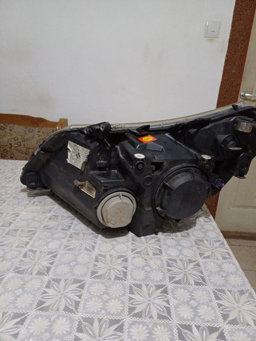 Vând far fiat Ducato