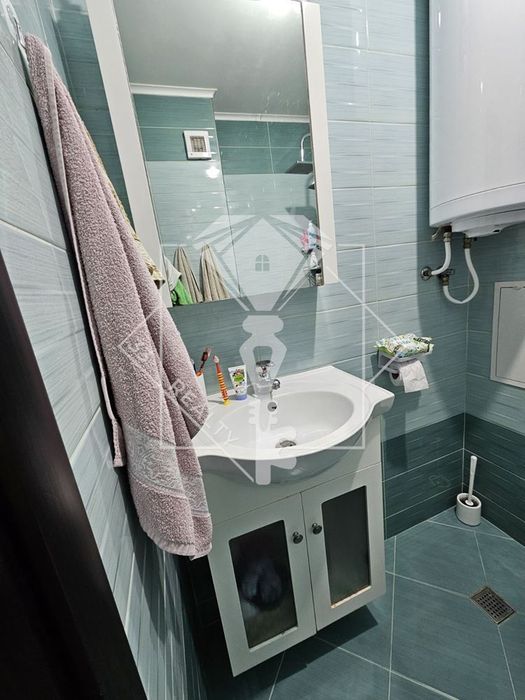 Продава се Тристаен апартамент в Пловдив, Южен - 78 кв.м за 1642 €/кв.м - Снимка #6