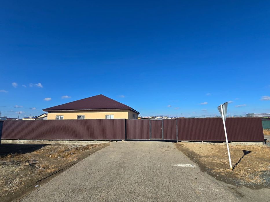 Продается частный дом в мкрн Химпоселок!