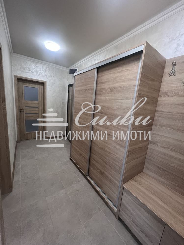 Тристаен ТУХЛЕН апартамент НОВО СТРОИТЕЛСТВО под наем - кв.Пазара !!