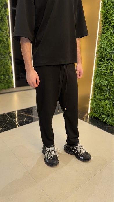 Compleu Pantaloni si Tricou