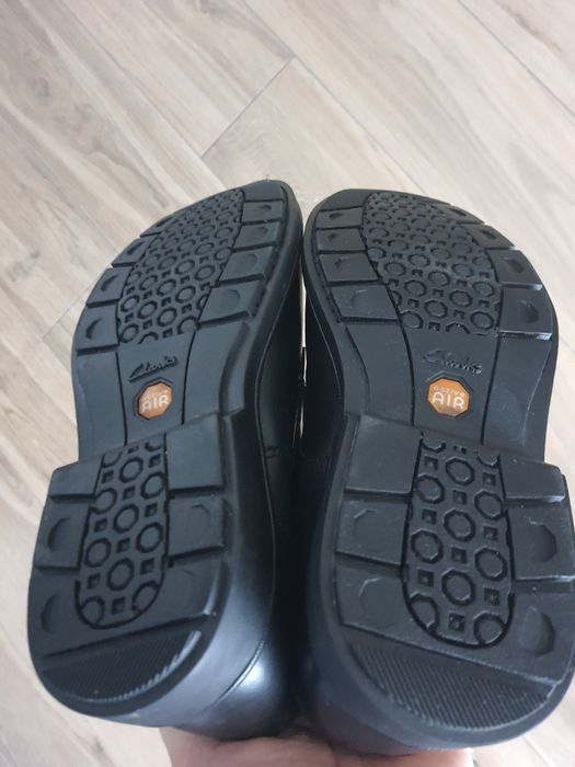 Pantofi Clarks Goretex M11/45